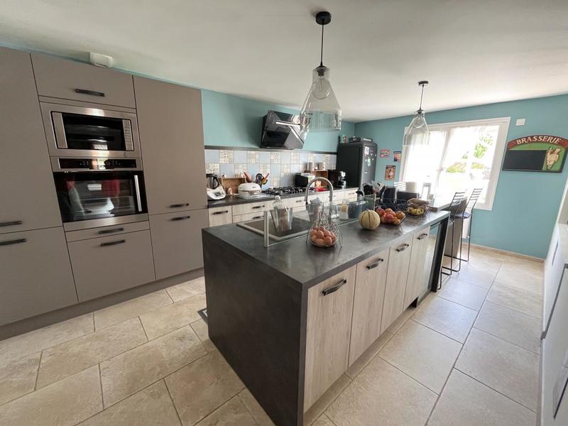 Maison - 150 m² - 5 pièces