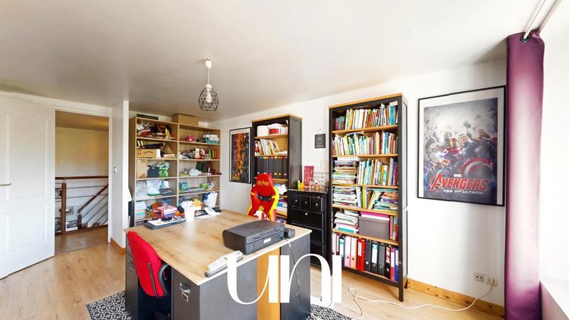 Maison - 226 m² - 7 pièces