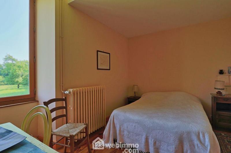 Maison - 295 m² - 11 pièces