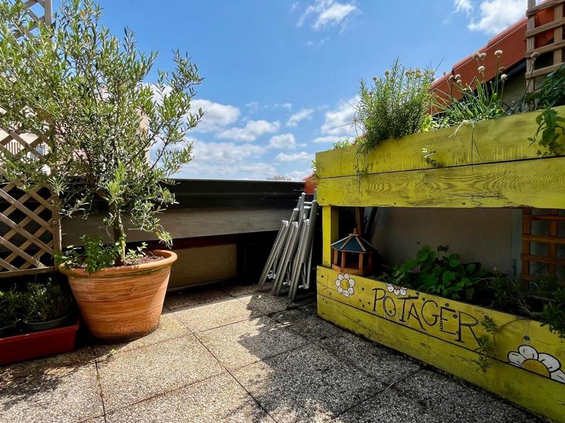 Appartement - 118 m² - 6 pièces