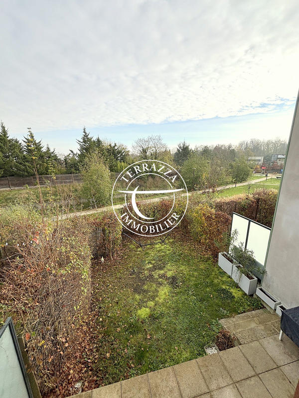 Maison - 96 m² - 5 pièces