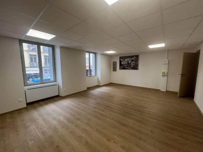 Local commercial - 56 m² - 3 pièces