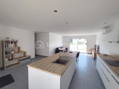 Maison - 86 m² - 4 pièces