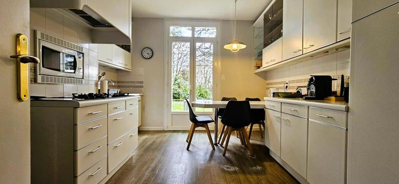 Maison - 165 m² - 5 pièces