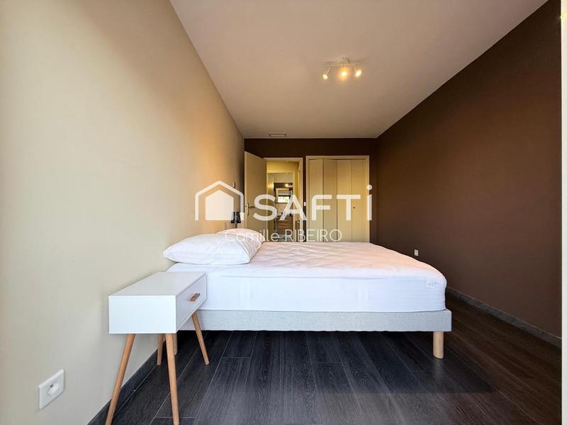 Appartement - 95 m² - 4 pièces