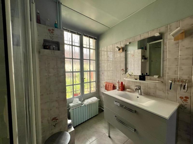 Maison - 148 m² - 9 pièces