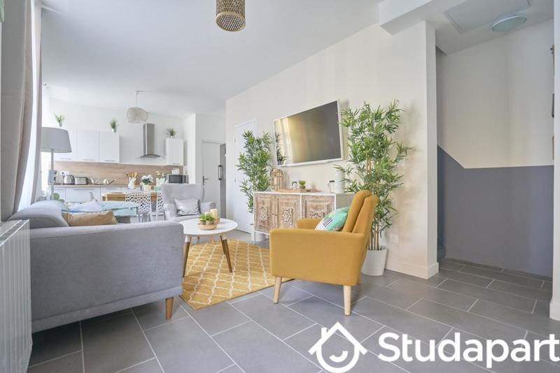 Chambre - 11 m² - 1 pièce