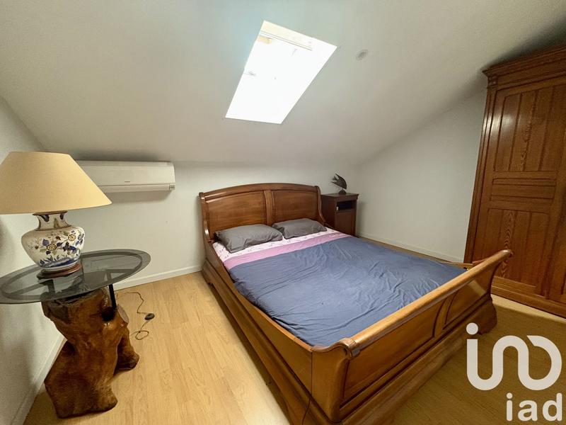 Maison - 210 m² - 7 pièces