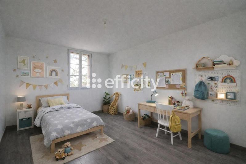 Maison - 136 m² - 6 pièces