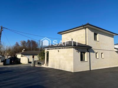 Maison - 111 m² - 4 pièces