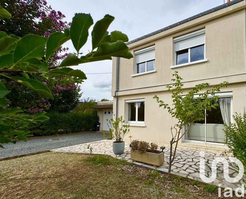 Maison - 96 m² - 6 pièces