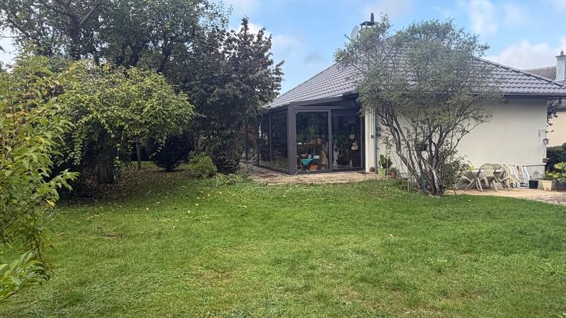 Maison - 96 m² - 5 pièces