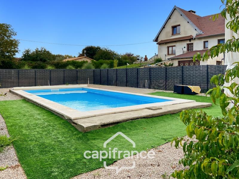 Maison - 186 m² - 9 pièces