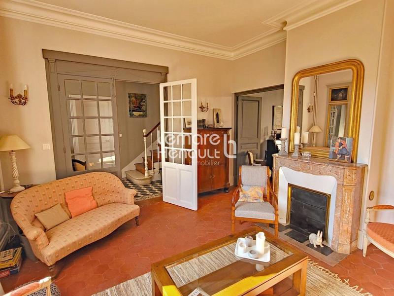 Propriété - 200 m² - 10 pièces