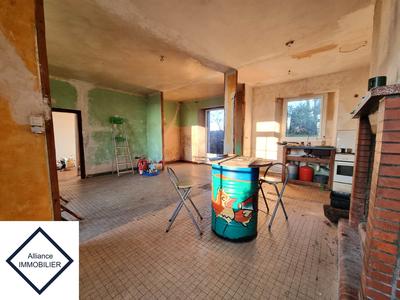 Maison - 96 m² - 8 pièces