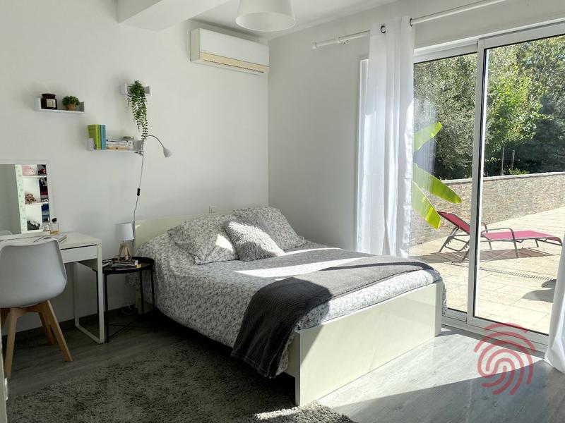 Maison d'architecte - 288 m² - 8 pièces