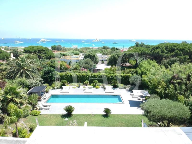 Villa - 250 m² - 7 pièces
