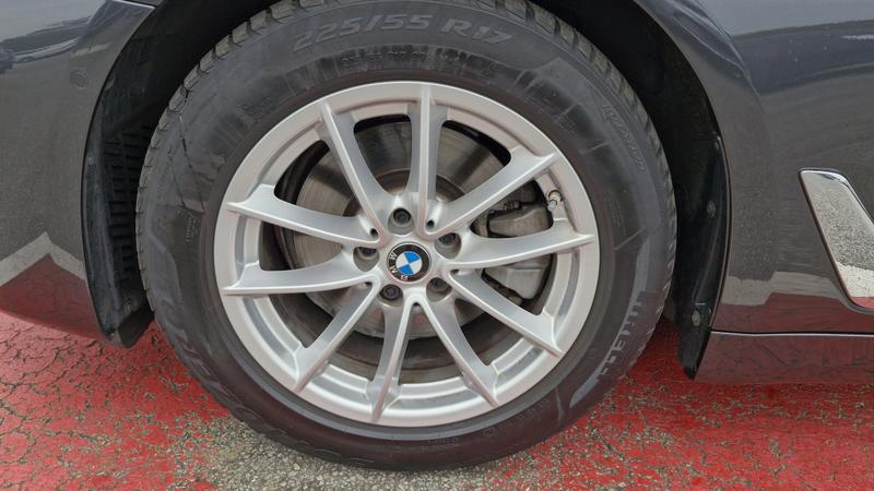 Bmw Série 5 G31 Lci Touring 520i Twinpower Turbo 184 Ch Bva8 Lounge
