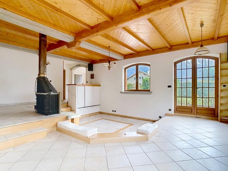 Maison - 193 m² - 5 pièces