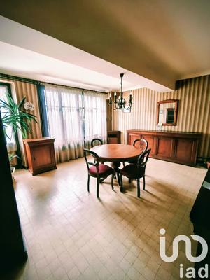 Maison de village - 287 m² - 10 pièces