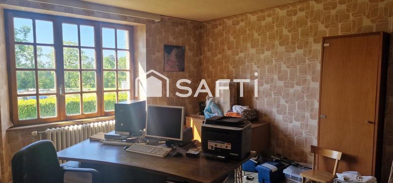 Maison - 180 m² - 8 pièces