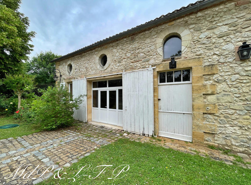 Maison bourgeoise - 700 m² - 19 pièces