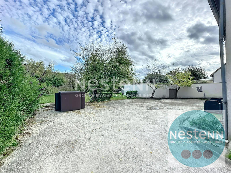 Maison - 214 m² - 7 pièces