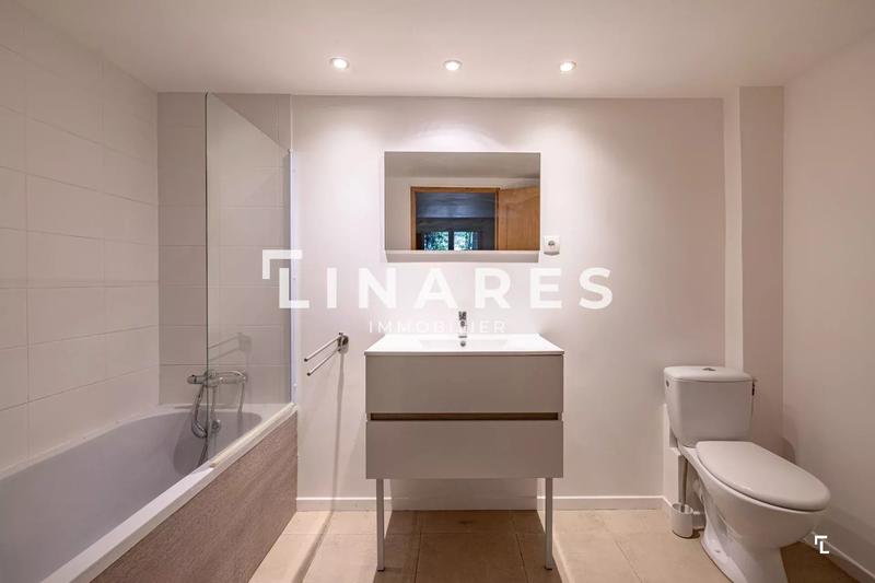 Maison - 210 m² - 5 pièces