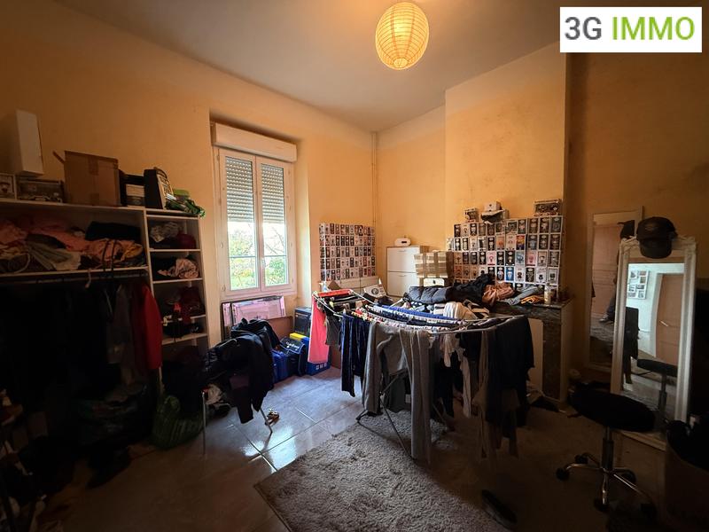 Maison - 180 m² - 7 pièces