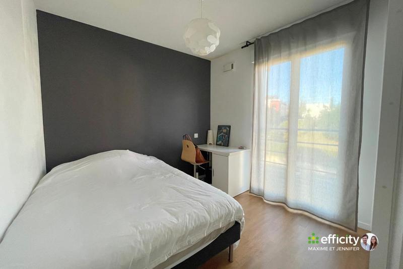 Appartement - 90 m² - 4 pièces