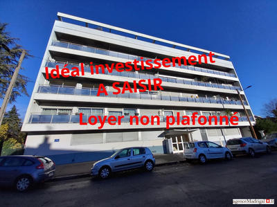 Appartement - 90 m² - 4 pièces