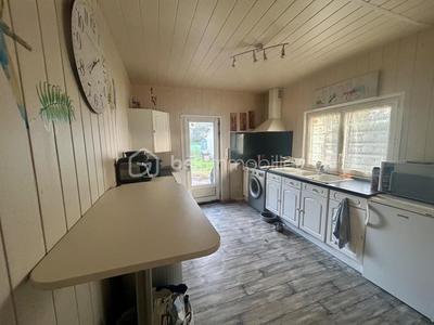 Maison - 85 m² - 3 pièces