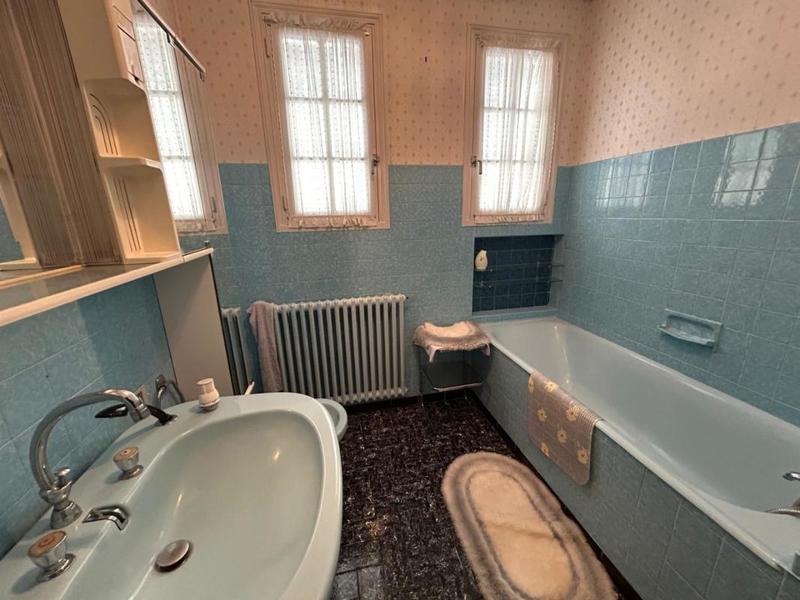 Maison - 138 m² - 6 pièces