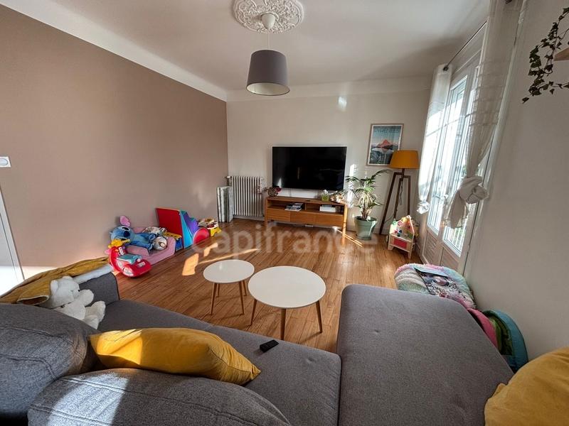 Maison - 135 m² - 6 pièces