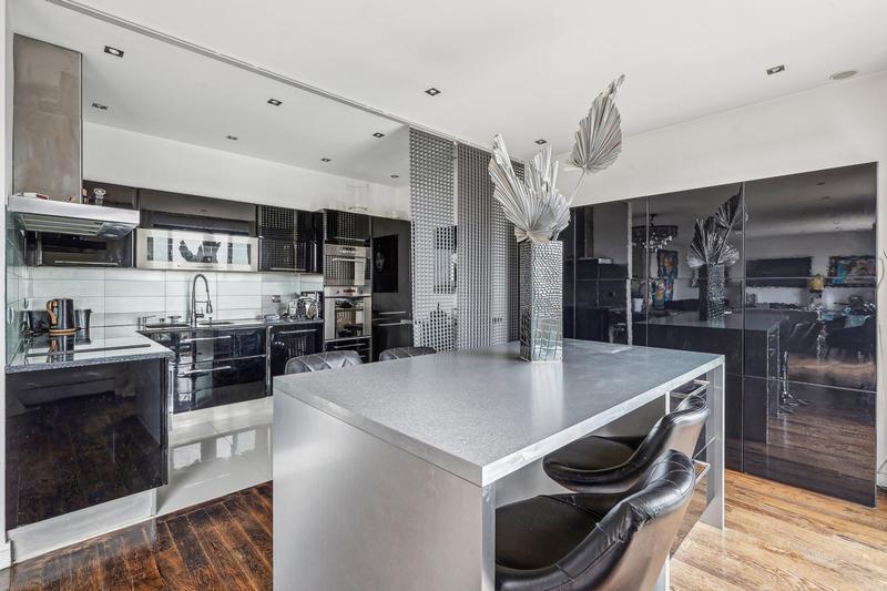 Appartement - 137 m² - 4 pièces