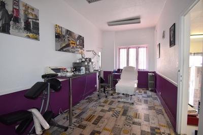 Bureau - 118 m² - 7 pièces