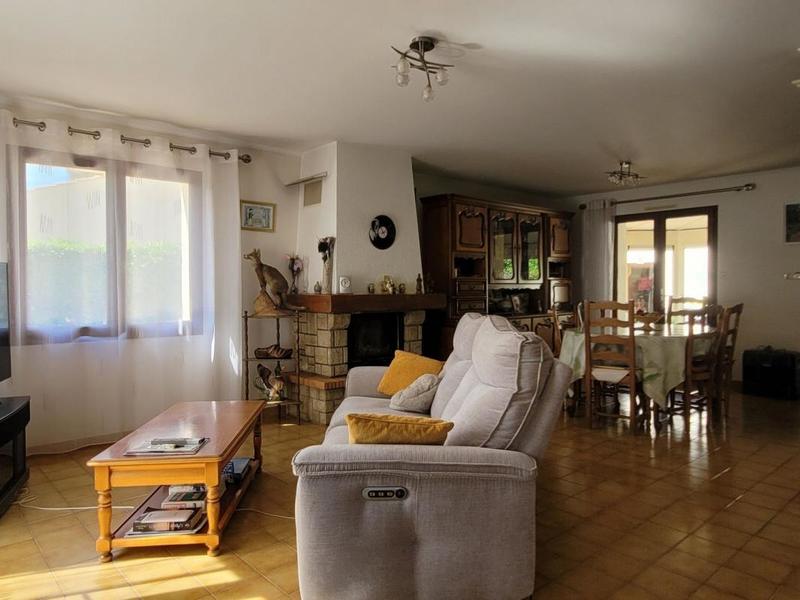 Maison - 93 m² - 4 pièces