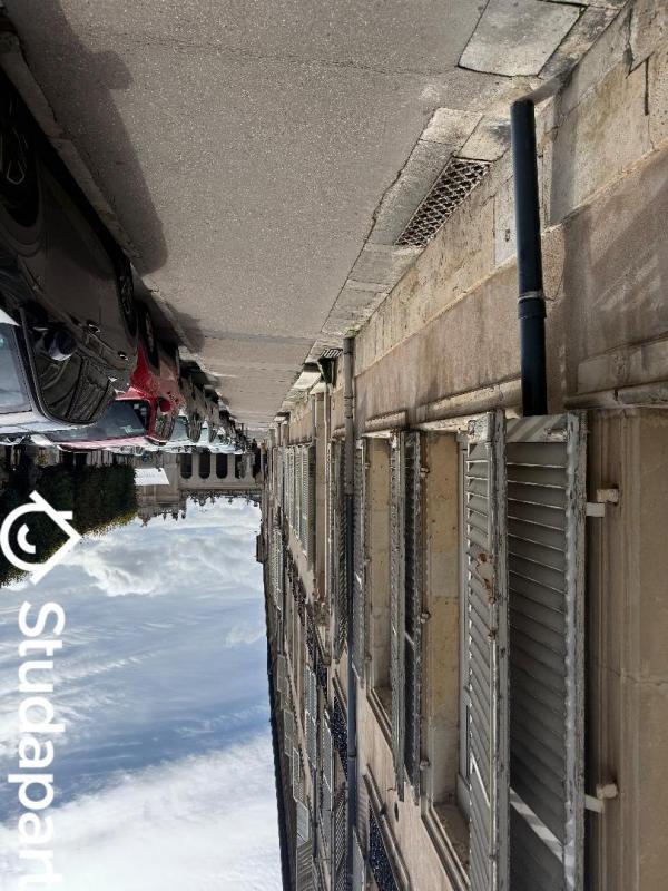 Chambre - 12 m² - 1 pièce