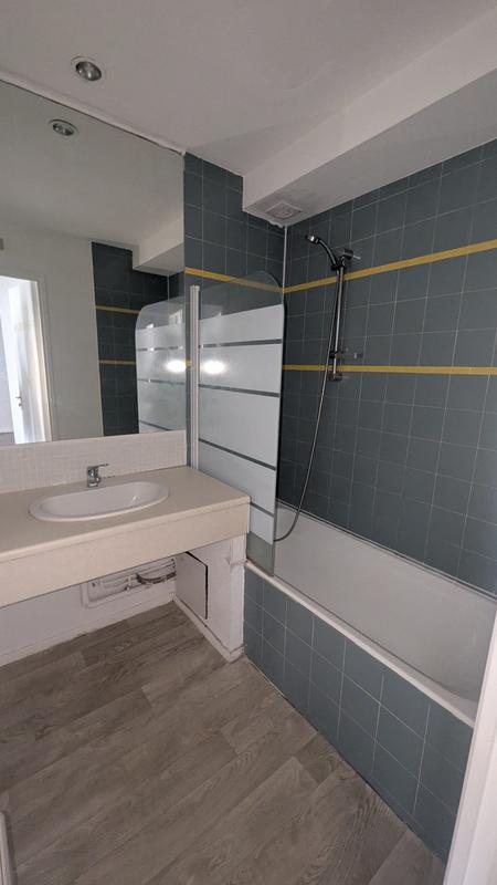 Appartement - 64 m² - 2 pièces