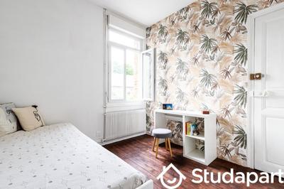 Chambre - 12 m² - 1 pièce