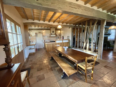 Maison - 278 m² - 9 pièces