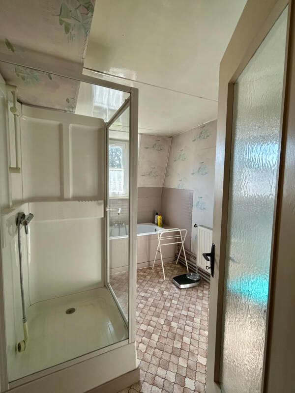 Maison - 110 m² - 4 pièces