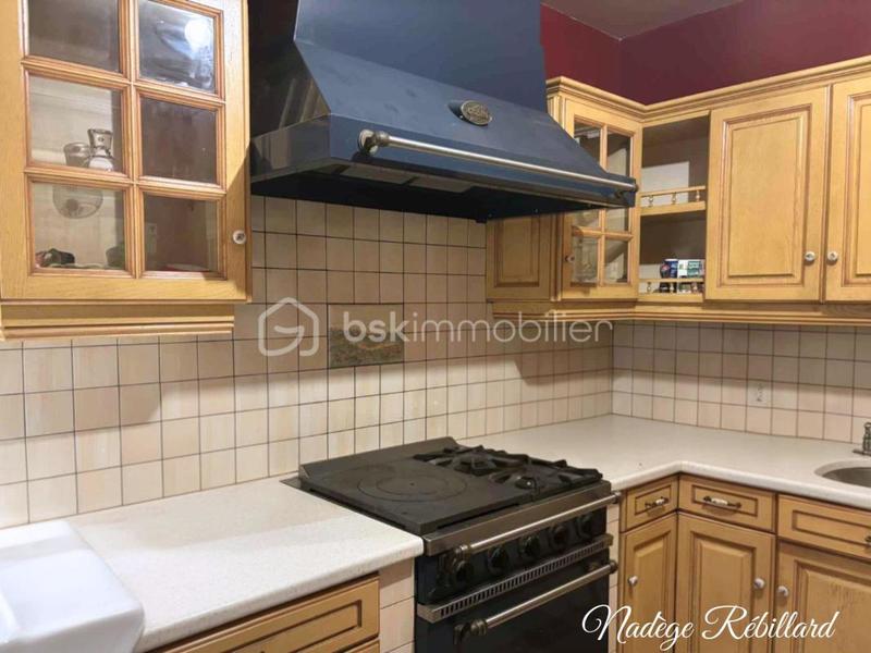 Maison - 133 m² - 8 pièces