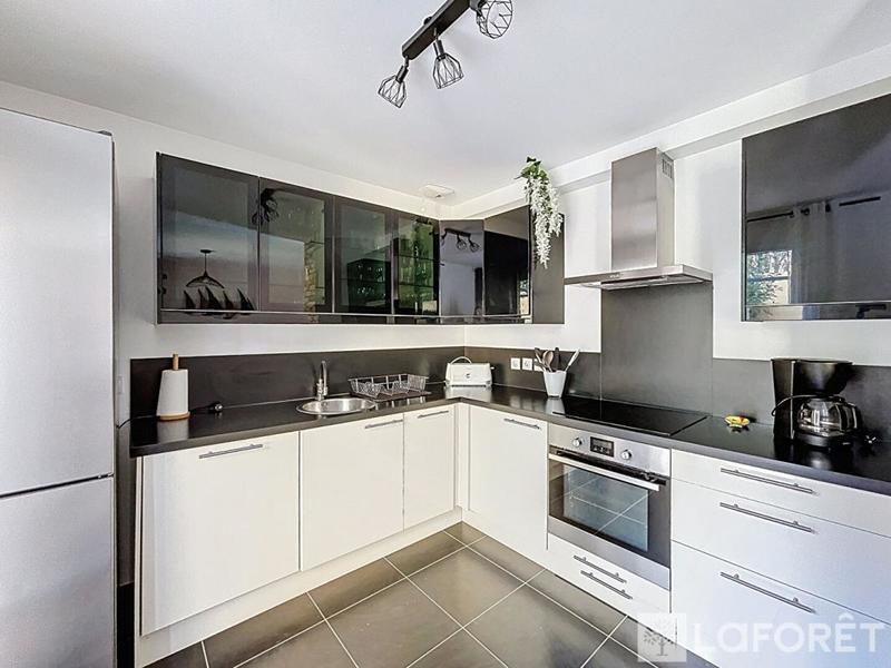 Maison - 77 m² - 4 pièces