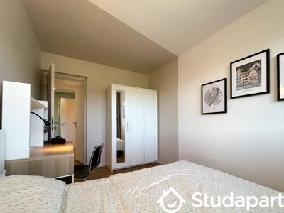 Chambre - 10 m² - 1 pièce