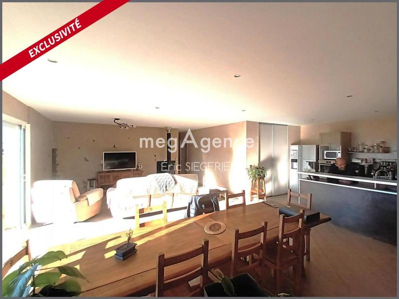 Villa - 283 m² - 10 pièces