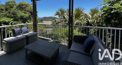 Maison - 106 m² - 5 pièces