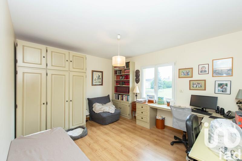 Maison - 180 m² - 5 pièces