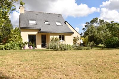 Maison - 94 m² - 4 pièces