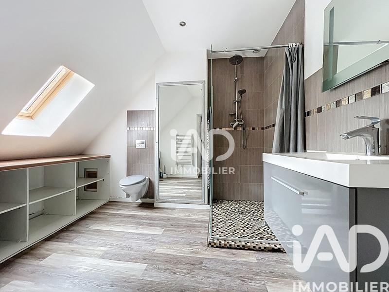 Immeuble - 247 m² - 10 pièces